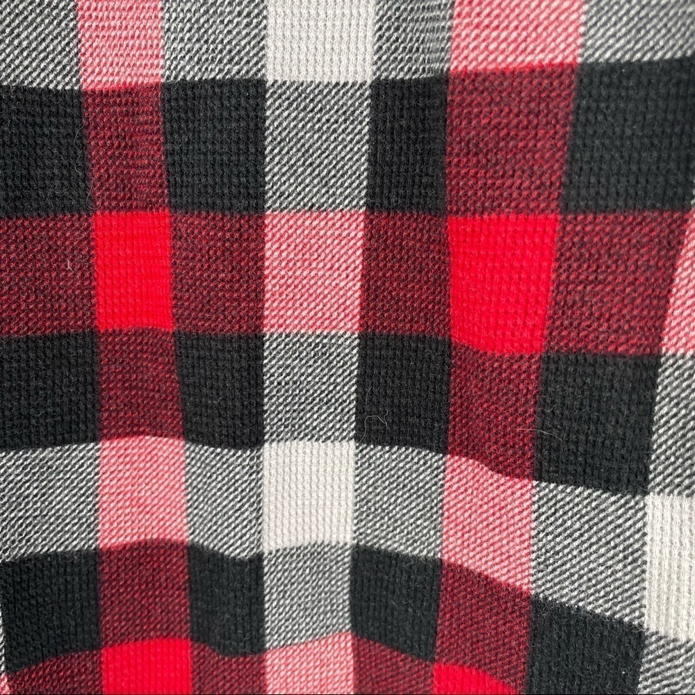 Victoria’s Secret Christmas Plaid Pajama Shirt - Picture 7 of 12
